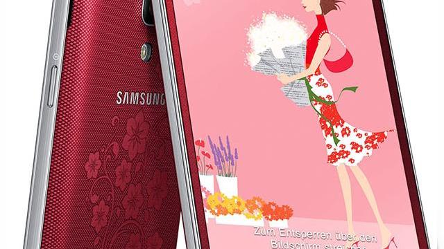 <b>Samsung Galaxy S4 Mini primește o ediție feminină La Fleur; Disponibilă din ianuarie În Europa!</b>Samsung Galaxy S4 Mini a primit o ediție La Fleur, care tocmai a fost anunțată de către Samsung Germania. E vorba aici despre o versiune feminină, roșie și cu motiv floral a acestui handset. &nbsp; Terminalul va fi disponibil din ianuarie, la...