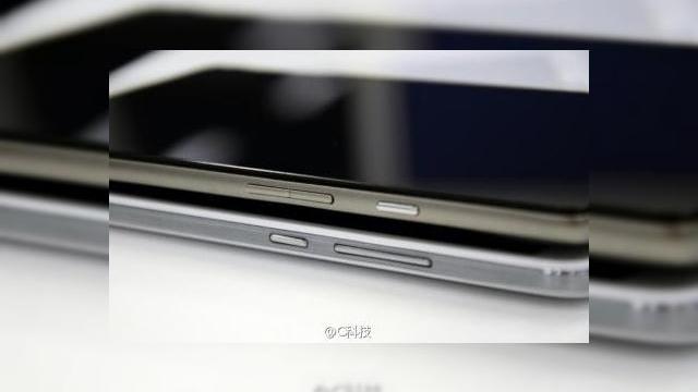 <b>Huawei Ascend Mate 2 apare În primele imagini hands on, mamutul e gata de lansare la CES 2014</b>Dacă lui Nokia Lumia 1520 i-am spus "mamut" în unboxingul său de pe canalul Mobilissimo.ro, atunci cum vi se pare un terminal cu ecran și mai mare și pretenții de telefon? E vorba despre Huawei Ascend Mate 2, care și-a făcut apariția în...