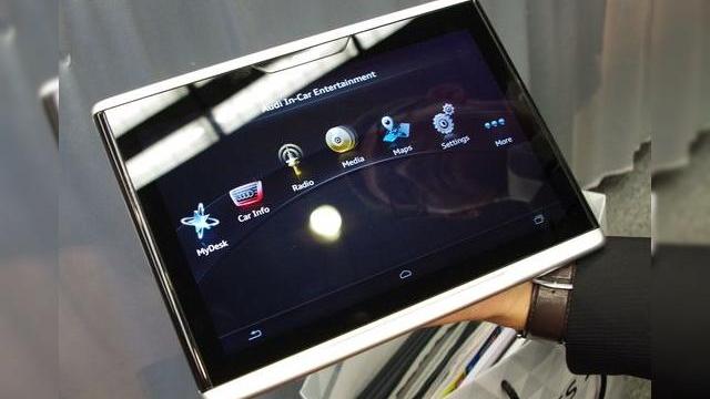 <b>Audi anunță o tabletă cu Android pentru automobilele sale</b>La CES 2014 au participat și reputați producători de automobile, printre care și Audi, care nu s-a sfiit să prezinte propriile sale inovații din domeniul tech. în acest an a fost vorba și de o tabletă, pe numele său Audi Smart Display, cu eran...