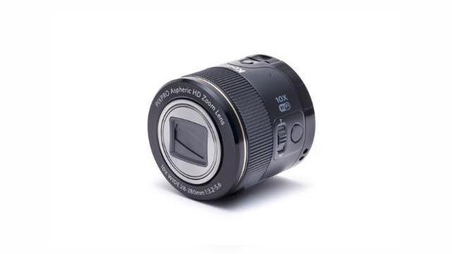 <b>CES 2014: Kodak lansează accesoriul Smart Lens pentru smartphone-uri</b>La CES 2014 nu au fost uitați și pasionații de fotografie, Kodak lansând un accesoriu numit Smart Lens pentru camerele de pe smartphone-uri. Astfel de accesorii au apărut și de la Sony și Oppo în ultimul an, deci ne așteptam la tot mai multe...