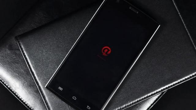 <b>Brandul necunoscut Dakele lansează un telefon cu o cameră cu funcție macro Îmbunătătită</b>Trebuie să recunosc că nu am auzit de brandul Dakele, dar iată că el lansează un telefon nou cu pretenții de cameraphone. E vorba despre modelul XiaoKele, pe care îl puteți admira mai jos. Terminalul vine cu funcții speciale ale camerei, printre...