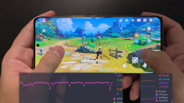 <b>Xiaomi 12S Ultra îl întrece pe iPhone 13 Pro Max la un test de gaming (Video)</b>Se întâmplă destul de rar să vedem un test de gaming la care un iPhone Pro Max să pice, dar aparent asta s-a petrecut în ultima săptămână. Oamenii de la Golden Reviewer s-au pus pe treabă şi au testat un iPhone 13 Pro Max în tandem cu un Xiaomi 12S Ultra 