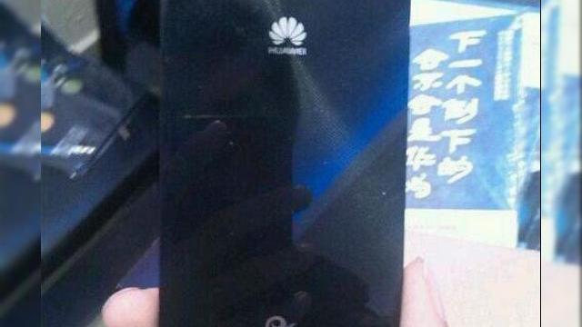 <b>Panoul spate a lui Huawei Ascend P7 apare Într-o serie de imagini hands-on</b>Așa cum modelul Ascend P6 de anul trecut a fost unul dintre cele mai arătoase smartphone-uri ale companiei Huawei, se pare că și în acest an, succesorul său va atrage toate privirile.&nbsp; &nbsp; Se așteaptă ca Huawei Ascend P7 să fie dezvăluit...