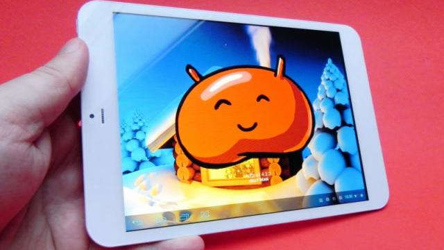 <b>LDK 785 3G Review: tabletă 3G cu performanță bună, ecran foarte luminos; Concurs Mobilissimo.ro cu tableta premiu! (Video)</b>Tableta LDK 785 3G s-a aflat în teste la Mobilissimo.ro în ultima săptămână, acest produs fiind vândut de către firmă Tonis Trade din Constantă. Firma are 20 de ani de experiență în spate, în domeniul retailului de electronice și...