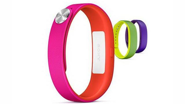 <b>MWC 2014: Sony lansează brățara Smartband SWR10, rezistenta la apă și ideală pentru fitness</b>Pe lângă un nou smartphone și o nouă tableta, Sony a lansat astăzi la MWC 2014 și o brățară smart, pe numele său SmartBand SWR10. Aceasta poate fi purtată zi de zi, toată ziua fără probleme și este rezistentă la apă. &nbsp; Ea vine cu un...