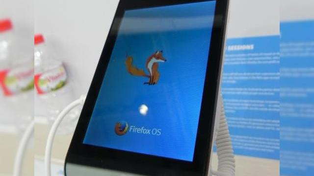 <b>ZTE Open II hands on preview: un micuț telefon cu Firefox OS și preț accesibil (Retro MWC 2014 - Video)</b>Dacă la MWC 2013 Firefox OS era doar un experiment, la MWC 2014 vedem terminale ce dau senzația de finisat și care corectează toate neajunsurille predecesorilor cu OS-ul Mozilla. Printre ele s-a numărat și modelul ZTE Open II, asupra căruia...