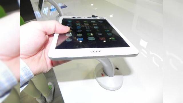 <b>Acer Iconia A1-830 hands on preview: tabletă accesibilă cu carcasă din aluminiu și ecran de 7.9 inch (Retro MWC 2014 - Video)</b>Acer a fost prezentă la MWC 2014 cu o tabletă nouă, modelul Iconia A1-830, care a avut parte de o experiență hands on din partea Mobilissimo.ro. Acest terminal are o diagonală de 7.9 inch, costă sub 200 de dolari și vine cu câteva widgeturi...