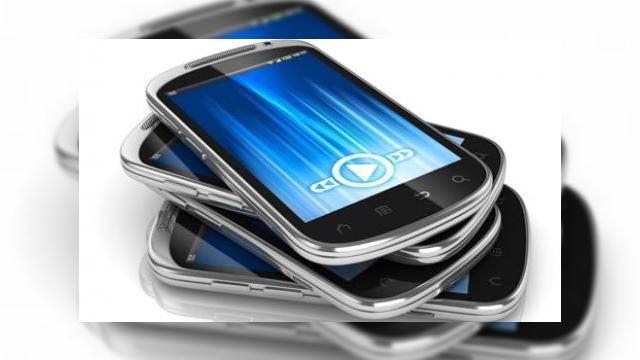 <b>Aveți un smartphone Android mai vechi? Iată 3 sfaturi practice prin care își poate face loc din nou În buzunarul proprietarului!</b>Să ne gândim așa. Dacă același articol ar fi avut ca subiect PC-ul ce adună praf într-un colț al, eu știu, debaralei, aș fi recomandat aducerea lui la viață și poate chiar mai mult, utilizând Linux. Având la dispoziție un număr...