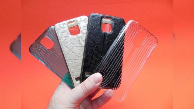 <b>Review și concurs huse/carcase Samsung Galaxy S5 de la Mobiledirect.ro (Video)</b>Suntem la aproximativ 3 săptămâni distanță de lansarea în România a lui Samsung Galaxy S5 și deja am primit o serie de accesorii interesante pentru acest smartphone. E vorba despre o serie de huse și carcase Samsung Galaxy S5, furnizate de către...