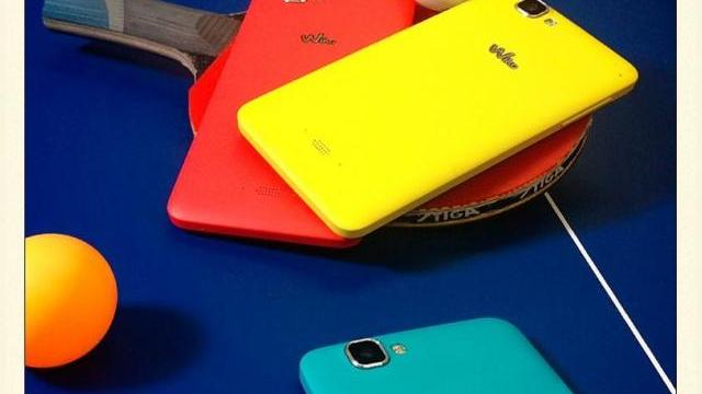 <b>Wiko, producător de telefoane din Franța anunțat Rainbow, un smartphone Android colorat, cu preț accesibil</b>Dacă Alcatel nu mai e o companie franceză după ce a trecut în proprietatea chinezilor de la TCL, am rămas cu Archos ca producător de terminale Android. Ei bine se pare că mai există o companie locală, sub numele de Wiko, care anunța astăzi un...