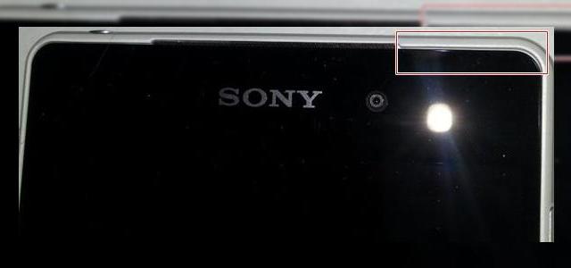 <b>Utilizatorii de Sony Xperia Z2 se declară dezamăgiți de calitatea construcției și de Încălzirea excesivă a device-ului</b>Dacă ieri, Sony Xperia Z2 era lăudat pentru performanțele oferite de către camera foto de 20.7 megapixeli prezentă, iată că astăzi aflăm și unele capitole la care Sony Xperia Z2 dezamăgește profund, cum ar fi golurile dintre carcasă și...