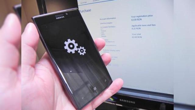 <b>Windows Phone 8.1 disponibil spre download acum (developeri/contra cost); Iată un demo cu Cortana! (Video)</b>Vestea zilei este că Windows Phone 8.1 este disponibil acum spre download, dar cu câteva mențiuni. în primul rând trebuie să fiți developeri, sau puteți plăti în jur de 63 de lei pentru a debloca acest privilegiu și a beneficia de update....