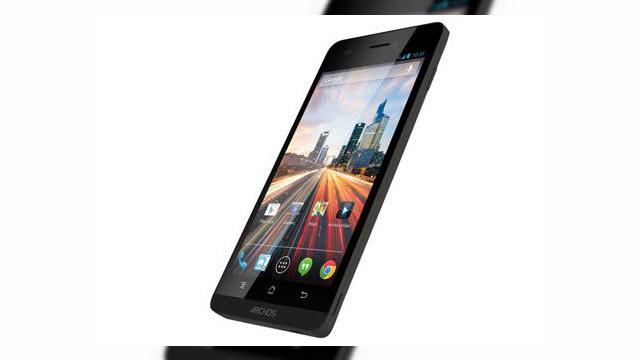 <b>Încă un telefon midrange din Franța: Archos 50 Helium 4G; De această dată cu LTE la bord!</b>Archos este un producător francez de tablete cu reputație destul de bună, iar el activează și în domeniul smartphone-urilor în ultima vreme. Printre modelele nou lansate se numără și Archos 50 Helium 4G, pe care îl puteți vedea mai jos. &nbsp;...