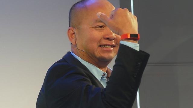 <b>Acer anunță primul său smartwatch, Liquid Leap (Video)</b>Acer s-a alăturat celor de la Samsung și Huawei, anunțând un smartwatch sub brand propriu. El a fost prezentat în cadrul unui eveniment din New York azi, împreună cu câteva tablete noi Iconia. &nbsp; Noul ceas se numește Acer Liquid Leap, iar el...