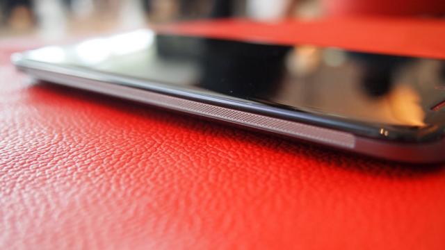 <b>Noul HTC Butterfly primește numele de cod B2 și ar putea avea specificații În genul lui M8</b>HTC pregătește un nou smartphone din seria Butterfly, iar noul venit a primit astăzi numele de cod B2 și aparent va avea specificații în genul celor de pe HTC One M8. Se pare că acest terminal va fi vândut doar pe piețe asiatice, precum Hong...