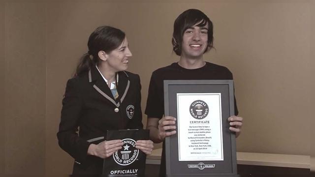 <b>Windows Phone 8.1 pierde titlul de cea mai rapidă tastatura virtuală din lume</b>E mai degrabă vorba aici de cine scrie pe tastatura și nu tastatura în sine... deoarece titlul de "cea mai rapidă tastatură din lume" e dat de obicei la pachet cu cel de "persoană cu cea mai rapidă scriere". în acest caz e vorba despre un tânăr...