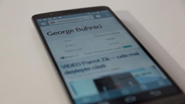 <b>LG G3 primește deja un prim hands on românesc, via Buhnici (Video)</b>De abia fost lansat LG G3 cu câteva ore în urmă și iată că el deja primește un hands on în limba romana, prin intermediul lui George Buhnici. El aruncă o privire asupra versiunii de culoare neagră a handsetului, iar la prima vedere designul...