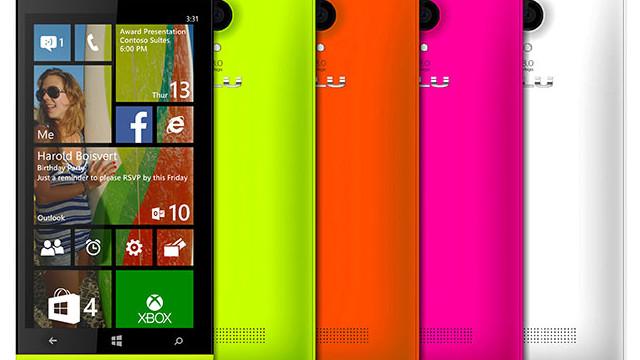 <b>Computex 2014: Microsoft prezintă noi telefoane Windows Phone produse de partenerii săi, printre care și BLU și Prestigio</b>Nu doar companii hardware au venit la Computex 2014, ci și software, cum e cazul celor de la Microsoft. Compania din Redmond a prezentat câteva noi modele Windows Phone, împreună cu noi parteneri hardware, printre care se numără și BLU și...