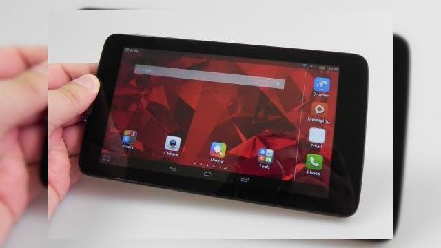 <b>Allview Viva H7 Life Review + concurs: tabletă 3G cu GPS și preț bun, dar cu funcții multimedia "subțiri"; În sfârșit o interfață nouă pe un Allview! (Video)</b>Allview Viva H7 Life este o tabletă care a început să se vândă pe piața locală de pe 1 iulie, deci este și acum un produs proaspăt. E vorba despre o tabletă 3G de 7 inch cu GPS, pe care v-o oferim la un concurs Mobilissimo.ro. Produsul a fost...