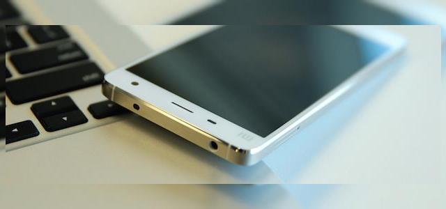 <b>Xiaomi Mi4 apare Într-o serie de fotografii hands-on; vânzările Încep pe 29 iulie În China</b>Lansat astăzi, Xiaomi Mi4 a reușit să devină deja un device foarte dorit de către numeroși pasionați de tehnologie, în special datorită dotărilor sale high-end și a prețului relativ scăzut de doar 320$ pentru varianta de 16 GB. Acum, o primă...