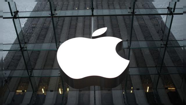 <b>Apple publică rezultatele financiare pentru trimestrul 3 din 2014; cifre În creștere comparativ cu aceeași perioadă a anului trecut</b>în cursul zilei de ieri, gigantul american Apple și-a făcut publice rezultatele financiare pentru trimestrul 3 din 2014 care s-a încheiat pe data de 28 iunie. Aflăm că Apple a înregistrat venituri de 37.4 miliarde de dolari și un profit net de 7.7...