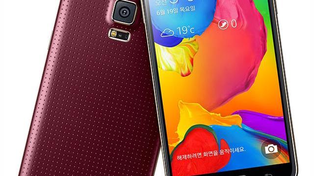 <b>Samsung Galaxy S5 LTE-A va ajunge În Europa cu display Full HD de 5.2 inch și procesor Snapdragon 805</b>Lansată acum ceva timp pe piața din Coreea de Sud, iată că versiunea cu LTE-A a lui Galaxy S5 va ajunge curând și pe piața europeană. Deși modelul lansat în Coreea venea la pachet cu un display Quad HD de 5.1 inch, se pare că versiunea...