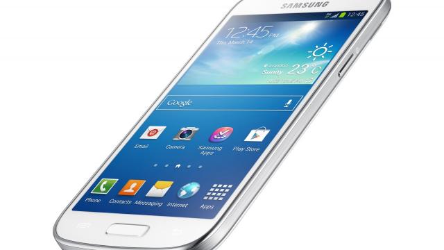 <b>Iată prețurile actuale ale lui Samsung Galaxy S4; unul dintre cele mai populare device-uri când vine vorba de telefoanele anului trecut</b>Un device foarte popular și la momentul actual este Samsung Galaxy S4, terminal care este reamintit de fiecare dată de către cititorii noștrii în cadrul întrebărilor lăsate pentru Mobicast. Un motiv pentru care acest device încă se menține în...