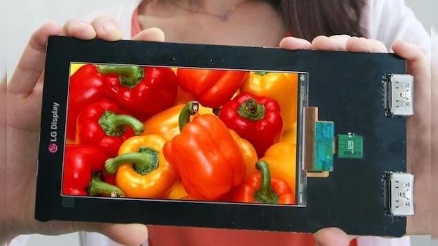 <b>Terminalele mobile cu ecrane 4K vor ajunge mainstream până În 2019, depășind 470 de milioane de unități</b>Dacă ecranele Quad HD pe telefoanele mobile nu mai surprind pe nimeni în ziua de azi și avem deja și 2-3 tablete 4K în existența, următorul pas e trecerea generalizată la 4K. Se pare că în 2015 vom face deja aceasta trecere, conform celor de la...