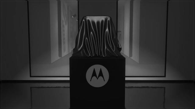 <b>Un retailer brazilian publică din greșeală informații noi despre Moto X+1 și noul Moto G</b>Retailerul brazilian Livraria Logos, cel care a scăpat pe web informații despre telefonul Motorola Moto E înainte de lansarea sa a publicat acum din greșeală informații și despre noul Moto X, dar și despre următorul Moto G. După cum sunt sigur...