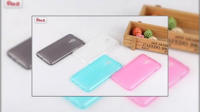 <b>Huse ale lui Meizu MX4 ajung pe Internet, Împreună cu noi detalii de design ale telefonului</b>Meizu MX4 a avut parte de multe scăpări în ultimele săptămâni, deci nu ne surprinde să mai vedem o serie de carcase ale terminalului ajunse pe web. Le puteți admira mai jos, împreună cu o imagine ce ne prezintă partea inferioară și spatele...