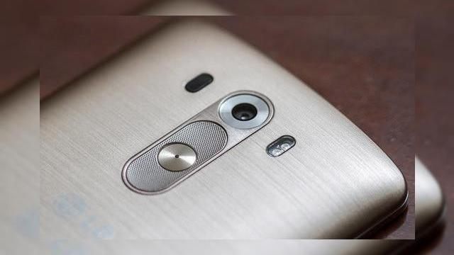 <b>LG G3 va trece de 10 milioane de modele vândute, conform oficialilor companiei</b>în vreme ce la ultima estimare și Samsung și LG erau cotate cu puțin peste 60 milioane de telefoane vândute în acest an (estimativ), azi aflăm că LG G3 se vinde destul de bine. Oficialii companiei sud coreene declară că sunt siguri că acest...