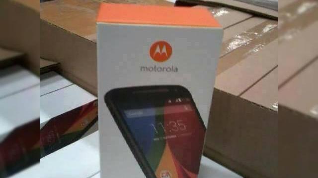<b>Urmașul lui Motorola Moto G se va numi... tot Moto G; Iată detalii despre prețul său și specificații!</b>știm că pe 4 septembrie Motorola are un eveniment programat în Chicago și acolo nu vom vedea doar noul Moto X+1, ci și un urmaș pentru Moto G. Azi aflăm că noul terminal midrange se va numi tot Moto G și îi vedem și ambalajul printr-o scăpare...