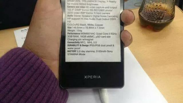 <b>Sony Xperia Z3 Își dezvăluie lista completă de specificații Înainte de IFA 2014</b>După ce anterior vă prezentam specificațiile lui Xperia X3 Compact, iată că acum primim și lista de dotări ale flagship-ului Xperia Z3, device ce va debuta tot în cursul zilei de mâine în cadrul IFA 2014, locație în care vom fi prezenți și...