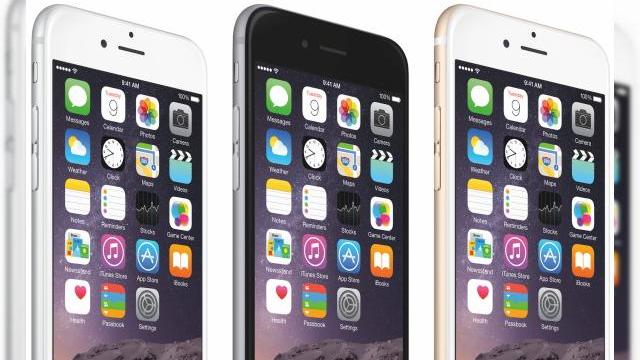<b>iPhone 6 și iPhone 6 Plus disponibile acum la precomanda În 9 țări</b>După cum anunța și Apple cu câteva zile în urmă, iPhone 6 și iPhone 6 Plus sunt oferite la precomandă&nbsp;de azi, 12 septembrie. Oferta a debutat în 9 țări inițial și apoi se va extinde. Deocamdată clienții din Hong Kong, Singapore,...