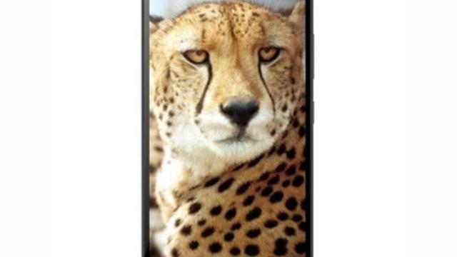 <b>Lenovo anunță oficial noul phablet A916, cu LTE și procesor octa core</b>Lenovo a anunțat recent un nou phablet midrange, unul care costă doar 228 de dolari și aduce suport LTE și procesor octa core. Handsetul poate fi admirat mai jos, iar dotările sale le aflați în următoarele rânduri. &nbsp; Avem de-a face cu un...