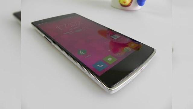 <b>OnePlus 2 confirmat pentru lansare În trimestrul 2 sau 3 În 2015; Ar putea veni cu o diagonală mai mică</b>Deși compania OnePlus este încă tânără, gradul de viralitate al primului său smartphone a fost foarte ridicat și de aceea privim cu multă curiozitate către viitorul acestei firme. El include un model OnePlus 2, care a fost confirmat pentru...