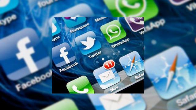 <b>Utilizatorul de telefonie mobilă și Internet mobil din România consumă În medie 100 MB trafic pe lună, conform ANCOM</b>Un raport al celor de la Autoritatea Națională pentru Administrare și Reglementare în Comunicații (ANCOM) arată ca în medie utilizatorul de telefonie mobilă și Internet mobil din România consuma aproximativ 100 MB trafic de date pe lună....