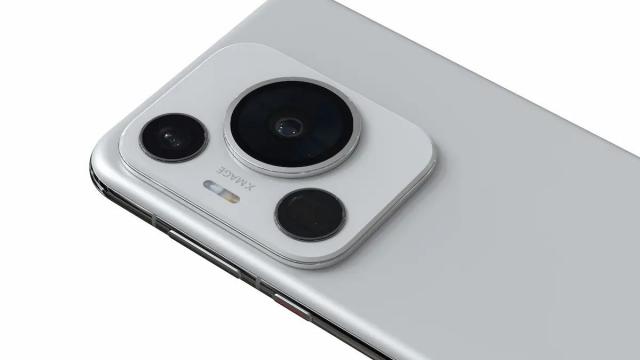 <b>Huawei P70 promite surprize; Primele imagini și specificații ale camerei apar pe Weibo</b>Huawei se pregătește să lanseze seria P70 în 2024, urmând calea deschisă de succesul seriei Mate60 (cu conectivitate 5G), mai ales pe piața din China. Deși lansarea oficială nu a avut încă loc, schițele și randările care au apărut recent sugerează că Huaw