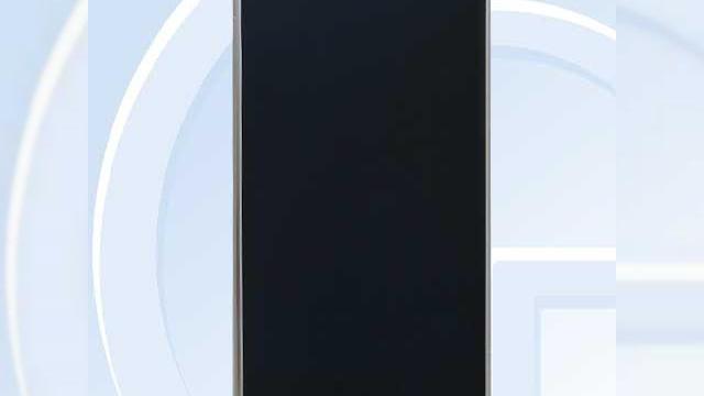 <b>Doov V1 primește certificare din partea TENAA; vine la pachet o cameră foto de tip flip</b>Din câte putem remarca, în ultimul timp, inovația în ceea ce privește produsele smart lansate pe piață vine constant din China, țară de unde vine Oppo N1, terminalul ce folosește o cameră foto rotativă, sau celebrul Gionee Elife S5.1, device...