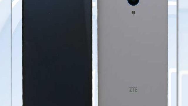 <b>ZTE N958St primește certificare din partea TENAA; acesta vine cu difuzoare stereo și display HD de 5.5 inch</b>Acum câteva zile, mai precis pe data de 24 octombrie, agenția chineză TENAA certifica un nou produs dezvoltat de către compania ZTE, și anume smartphone-ul ZTE N958St. Din câte putem remarca prin intermediul listei de specificații, avem de-a face...