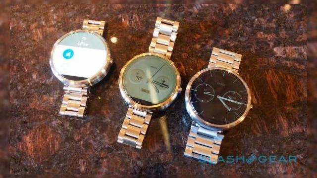<b>Motorola Moto 360 În varianta aurie se dezvăluie Într-o serie de fotografii hands-on</b>Deși în momentul lansării comerciale pe piață, smartwatch-ul Moto 360 era disponibil doar într-o singură variantă ce adopta o curea din piele, începând de ieri, Motorola a introdus două noi versiuni ce sosesc fie cu o curea aurie metalică, fie...