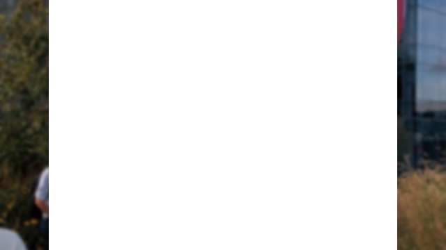 <b>LG G3 va primi actualizarea oficială la Android 5.0 Lollipop, mai curând decât ne-am fi așteptat!</b>După ce Sony a început să testeze Android 5.0 Lollipop pe terminalele sale Xperia Z, iar Samsung a anuntat ca acest release va sosi pe Galaxy S5 în decembrie, iată că LG se mișcă și mai rapid decât rivalii săi. Astfel, se pare că flagshipul LG...