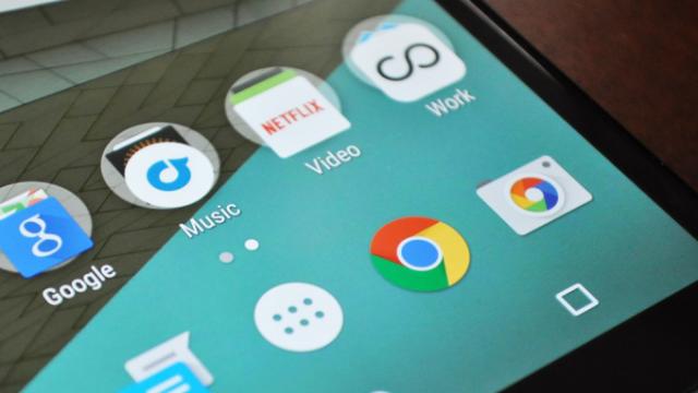 <b>Android 5.0 disponibil acum pe terminalele Nexus mai vechi</b>După câteva întârzieri provocate de unele buguri ce afectau viața bateriei, Android 5.0 a început în sfârșit să sosească pe terminalele Nexus mai vechi. Astfel, utilizatorii de modele Nexus 4, Nexus 5 și Nexus 7 vor avea parte în următoarele...