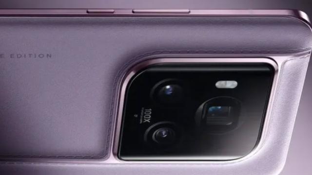 <b>HONOR Magic6 Ultimate şi RSR Edition apar în imagini proaspete; Vor avea ecrane OLED dual layer speciale</b>HONOR se pregăteşte să dezvăluie două telefoane în ediţie specială pe 18 martie 2024 şi e vorba despre Magic6 Ultimate şi Magic 6 RSR Edition, care tocmai au apărut în imagini noi. Aflăm şi că ele vor sosi cu ecrane speciale dual layer

