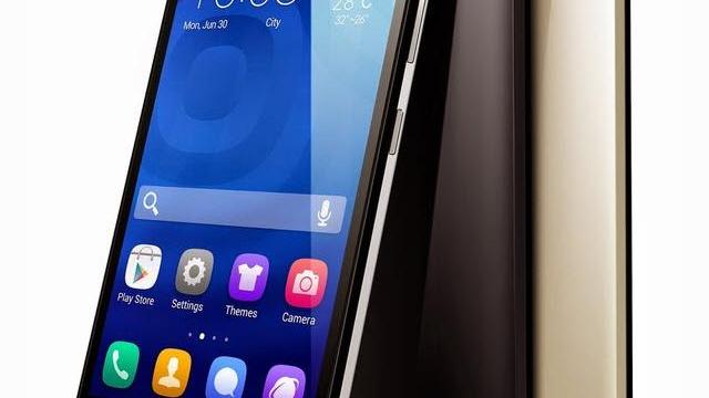 <b>Telefonul dual SIM Huawei Honor 3C sosește În Europa la prețul de 170 de dolari</b>Un nou telefon Huawei a sosit în Europa, modelul Honor 3C fiind disponibil la precomanda și costând 170 de dolari. Acest device vine cu un ecran de 5 inch și ca și modelul Honor 6, el va fi oferit doar de retaileri și nu și de operatori. &nbsp;...