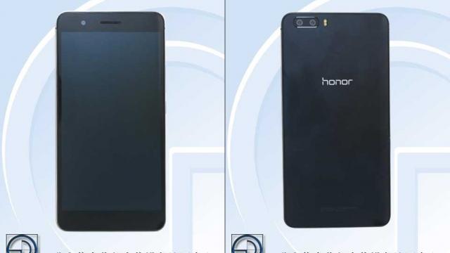<b>Huawei Honor 6 Plus va fi lansat oficial pe data de 16 decembrie; acesta sosește cu o cameră foto duală În partea din spate</b>Un alt device interesant ce urmează a fi lansat în curând pe piața din China, mai precis pe data de 16 decembrie, este și Huawei Honor 6 Plus, terminal ce a primit certificarea din partea agenției chineze TENAA de curând, document care ne...