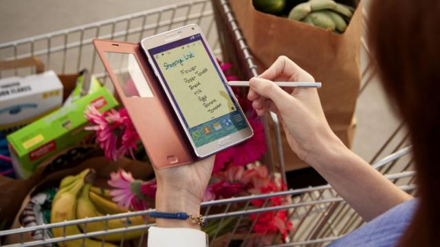 <b>Samsung prezintă 5 metode prin care putem deveni mai eficienți folosind un phablet Galaxy Note 4</b>în cadrul unui eveniment ce a avut loc astăzi în București, Samsung România ne-a prezentat prin intermediului lui Octavian Paniș, specialist în time management, 5 metode prin care putem deveni mai eficienți folosind un phablet Galaxy Note 4,...