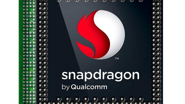 <b>Qualcomm Snapdragon 810 ni se dezvăluie În noi detalii, aparent are probleme cu voltajul și viteza</b>Procesorul Qualcomm Snapdragon 810 va fi la mare căutare în 2015, fiind inclus pe flagshipuri ca Galaxy S6 și Xperia Z4, dacă ne luăm după zvonuri, dar azi aflăm câteva detalii nu chiar pozitive despre acest CPU. Se pare că chipsetul, pe care îl...