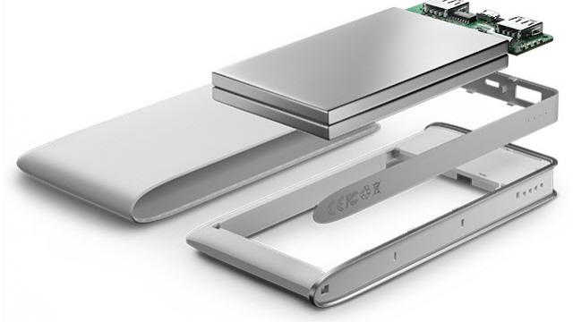 <b>OnePlus anunță o baterie externă, un nou custom ROM și un concurs</b>Cei de la OnePlus sunt din nou subiect de știri, de această dată cu vești pozitive. Se pare că firma chineză lucrează la un custom ROM, tine și un concurs și a anunțat oficial o baterie externă. &nbsp; știam deja că OnePlus lucrează la un...