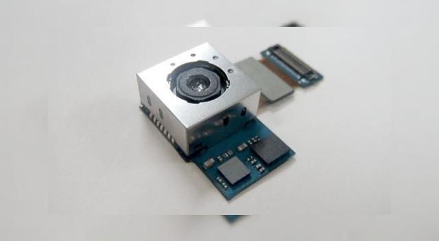 <b>Primele detalii despre camera lui Samsung Galaxy S6 sunt dezvăluite; vom primi un senzor de 20 megapixeli</b>Astăzi, cei de la Sammobile.com, o sursă de încredere atunci când vine vorba despre informațiile cu privire la noi terminale Samsung ce urmează a fi lansate pe piață, ne dezvăluie câteva detalii despre funcțiile camerei foto pe care modelul...